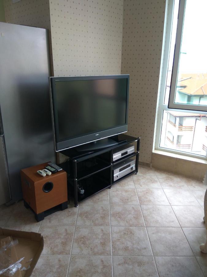 Апартаменты Талиана Бич Курорта Елените Bagian luar foto